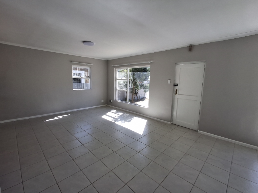 To Let 2 Bedroom Property for Rent in Windsor Park Western Cape
